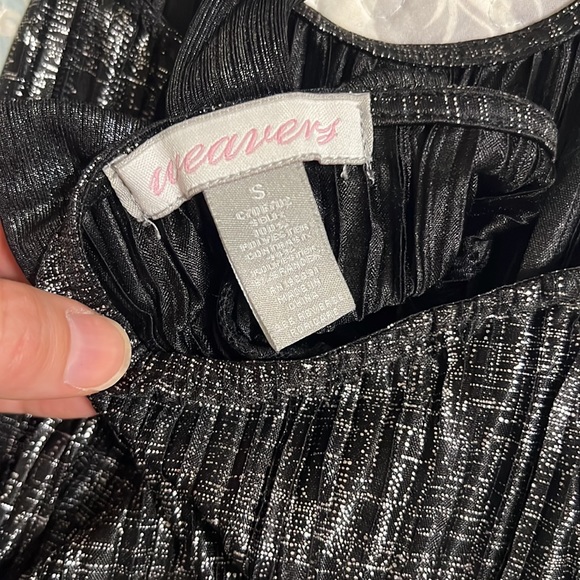 Weavers Top. cute bow 🎀 on back black & silver SZ: S - Picture 4 of 4